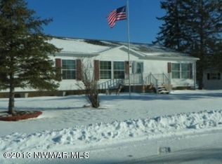 102 6th Ave SE, Baudette, MN 56623