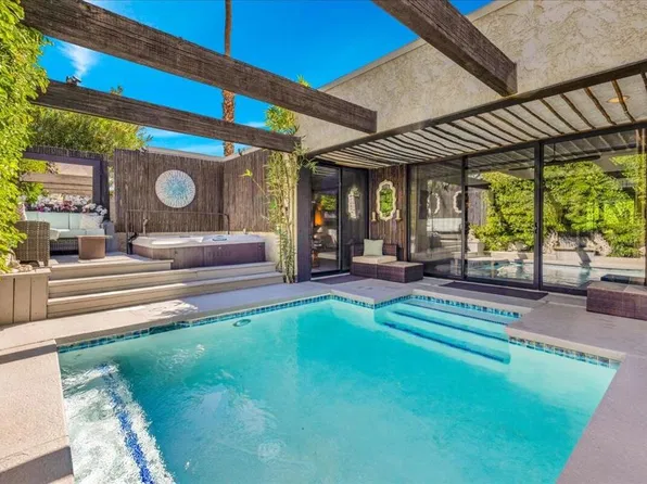 473 N Calle Rolph, Palm Springs, CA 92262