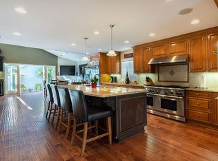 1205 E Acacia Ave, El Segundo, CA 90245