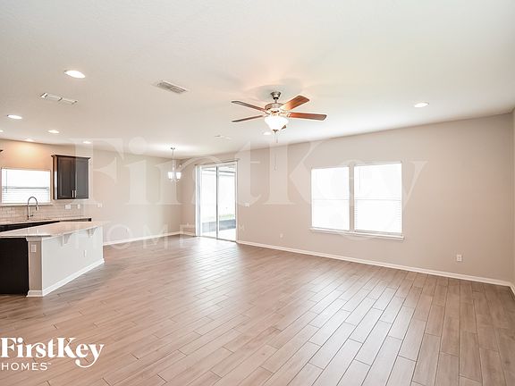 3rd image of 8169 Dancing Fox St