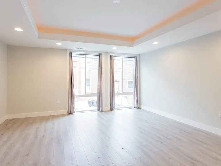 1533-39 Parrish St #3FA — Photo 13