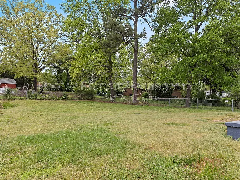 1945 Barrett Dr — Photo 28