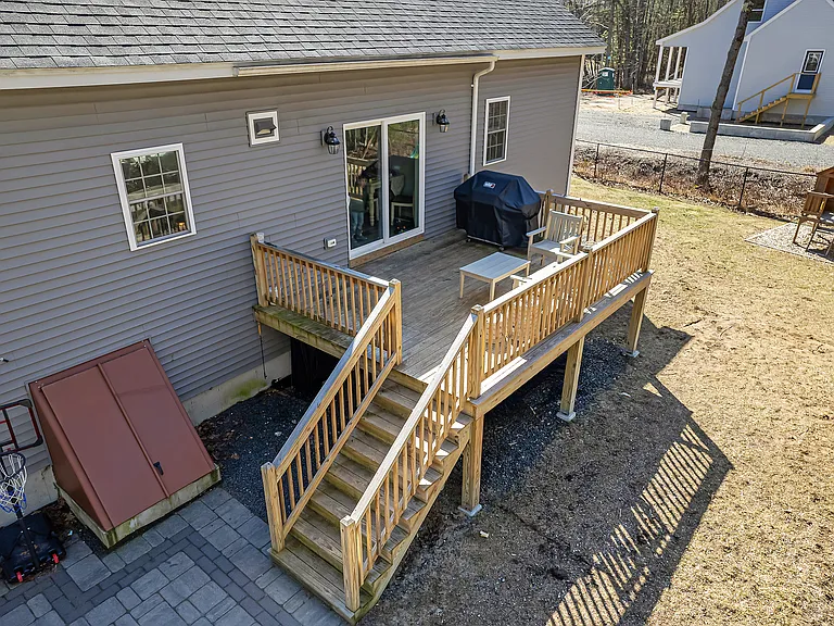 207 Riverbend Rd — Photo 13