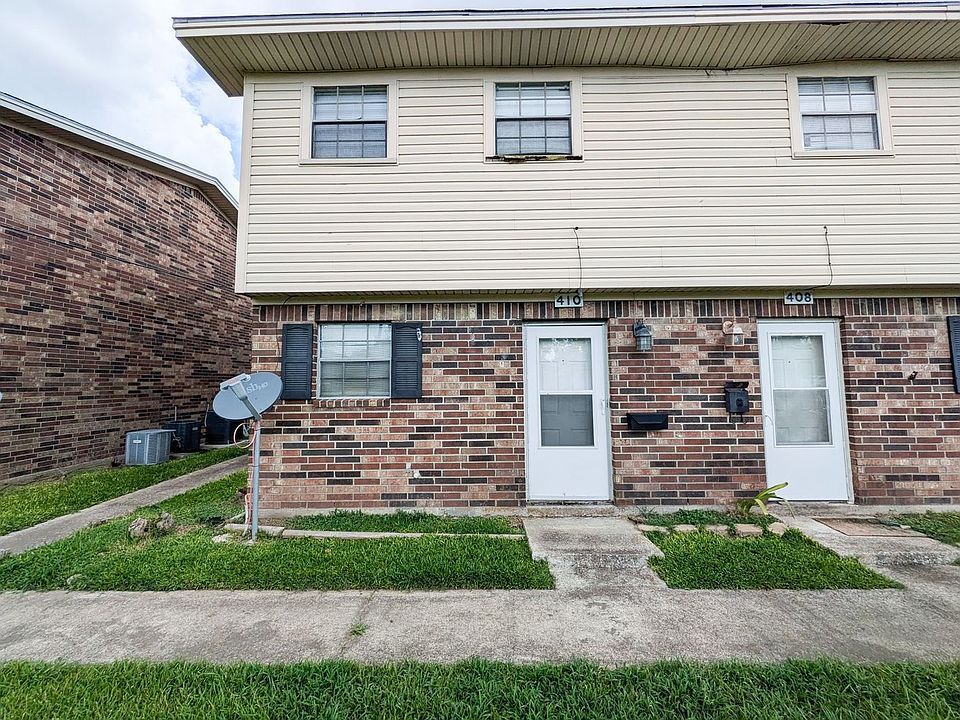 1st image of 402-418 N 10th St