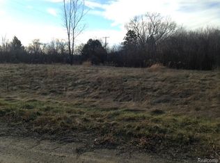 11947 Maplefield Dr, Byron, MI 48418