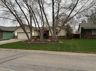 518 N Milstead St, Wichita, KS 67212