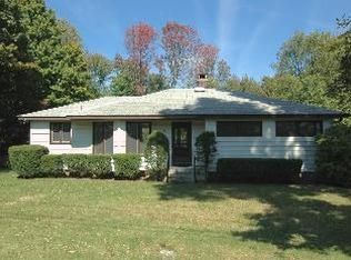 24 Clark Hl, Prospect, CT 06712