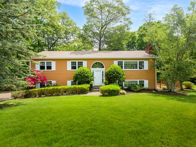 21 Forest Road, Weston, CT, 06883