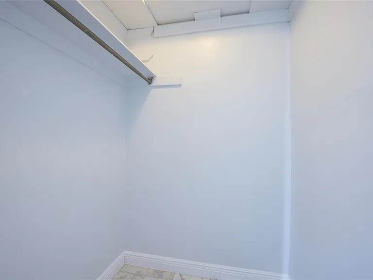 551 Crystal Dr — Photo 37
