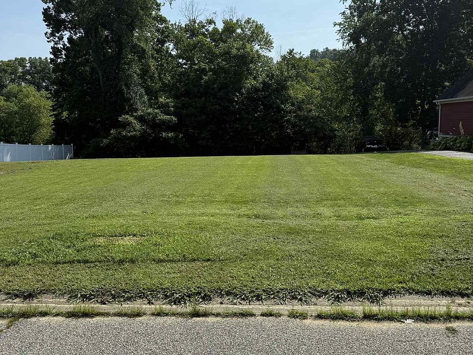 2nd image of 14 Levisa Dr
