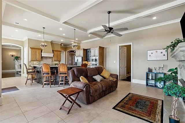 2236 Sunset Blvd — Photo 14