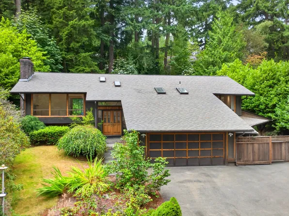 145 Big Bear Pl NW, Issaquah, WA 98027