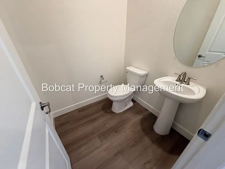 1751 Boundary Peak St — Photo 39