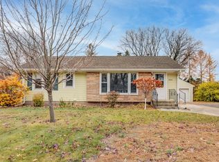 2020 Glen Paul Ave, Arden Hills, MN 55112