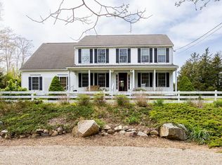 635 Santuit Newtown Rd, Marstons Mills, MA 02648