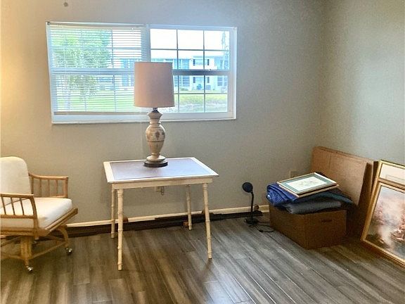 5th image of 1449 Saddle Woode Dr #5B