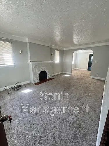 4627 Bedford St #1 Photo 1