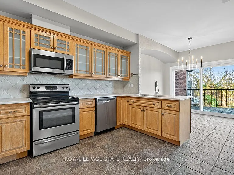 97 Sunvale Pl #4 — Photo 19