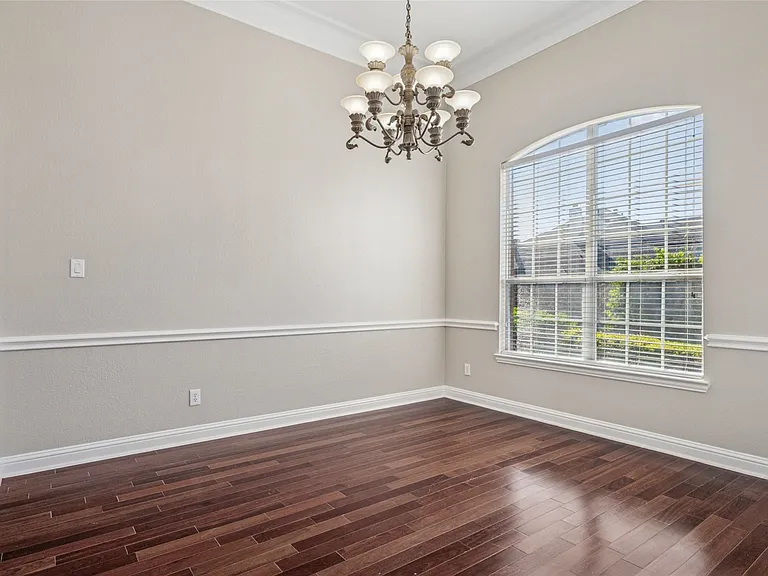 8812 Bluffcreek Ln — Photo 18