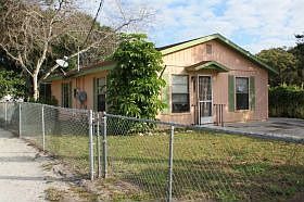 2nd image of 1495 18th St