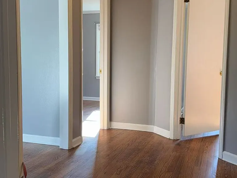 734 Fairfield St — Photo 5