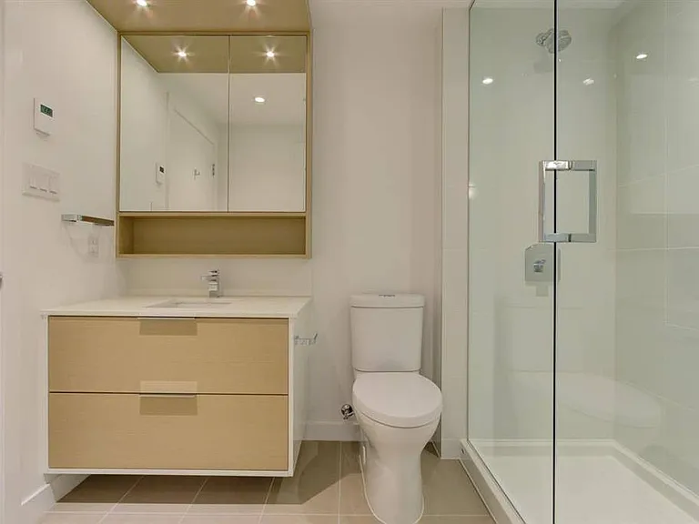 1661 Quebec St #1 — Photo 7