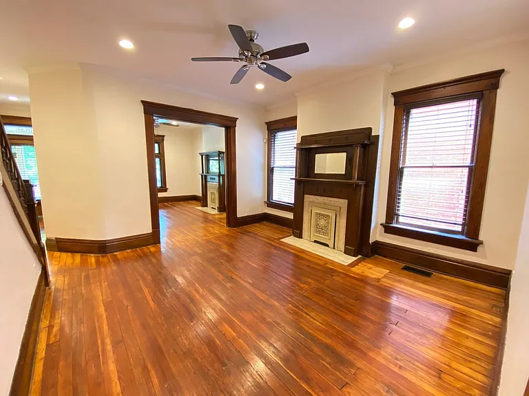 Hunter Ave 1045-1047 GW2 — Photo 6