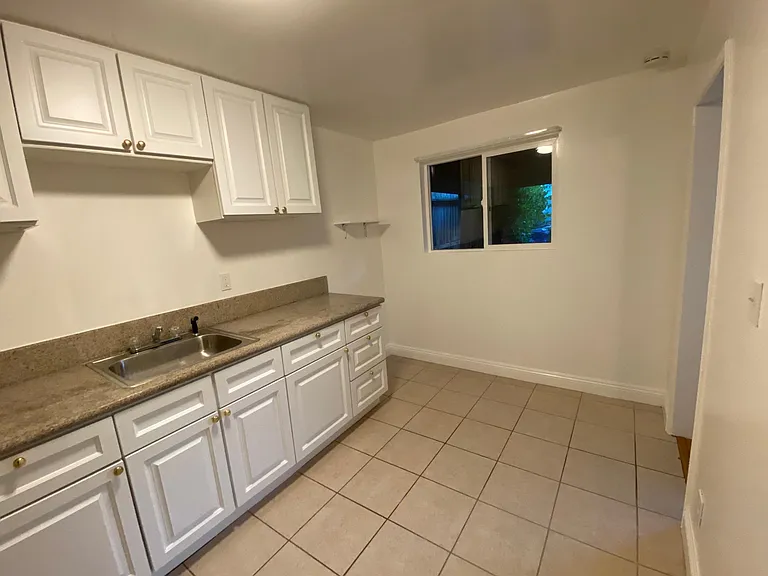 1348 N Spaulding Ave #GUEST HOUSE — Photo 6