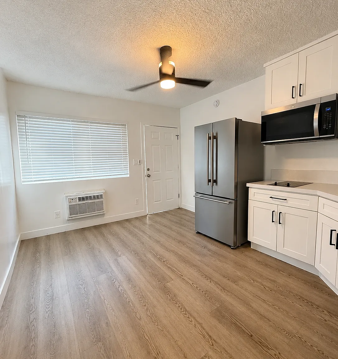 Studio, 450 sqft, $1,500 — Photo 1