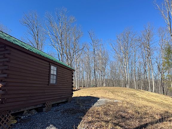 5th image of 55300 Maynard Ridge Ln