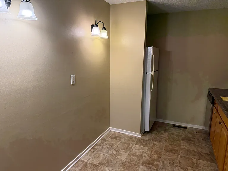 6423 Colony Way — Photo 5