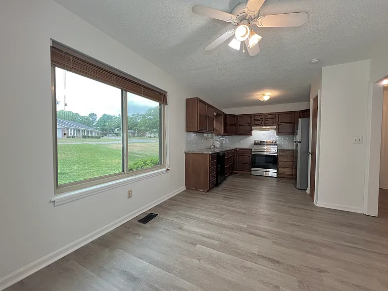 5704 Belle Point Rd — Photo 15