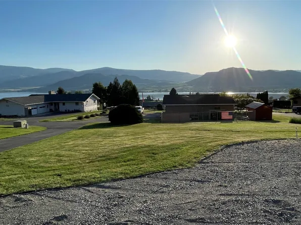 9 D Rose Street, Oroville, WA 98844