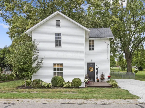 110 W 2nd St, Hebron, OH 43025
