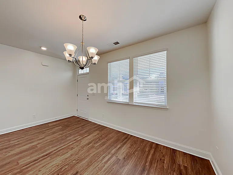 1130 Bentley Park Dr — Photo 8
