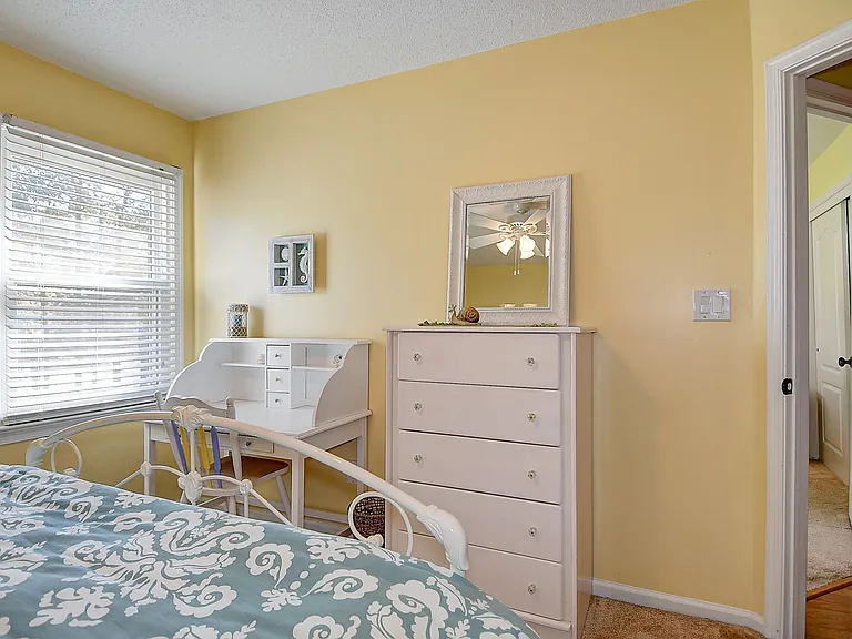 306 Esplanade Pl — Photo 25