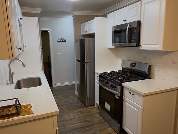 2nd image of 4591 Orange Ave Unit 103