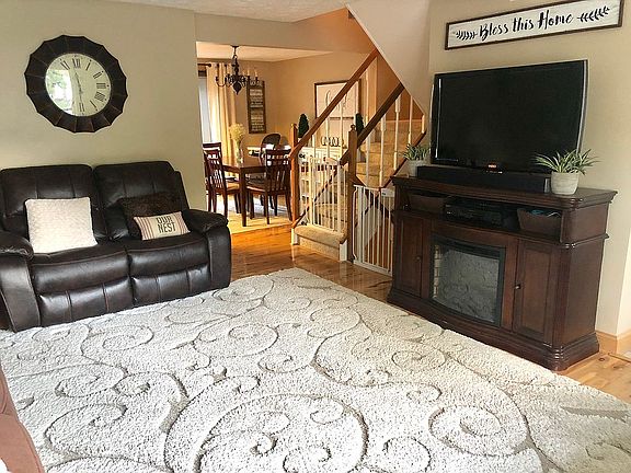 4th image of 1023 Cottonwood Ct