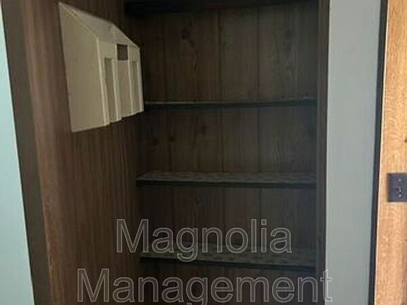 5th image of 2185 Kittrell Rd
