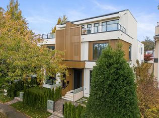 1595 W 66th Ave #2, Vancouver, BC V6P2R8