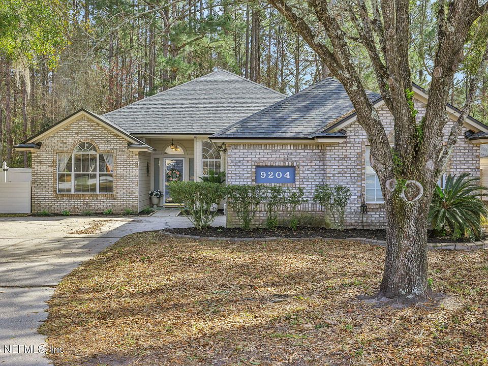 1st image of 9204 CAMSHIRE Drive