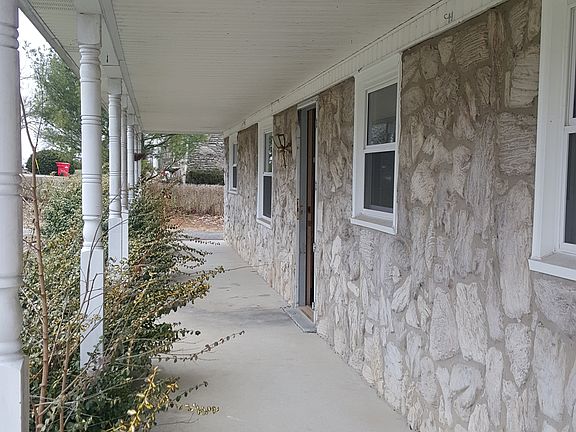 4th image of 116 Bradford Dr