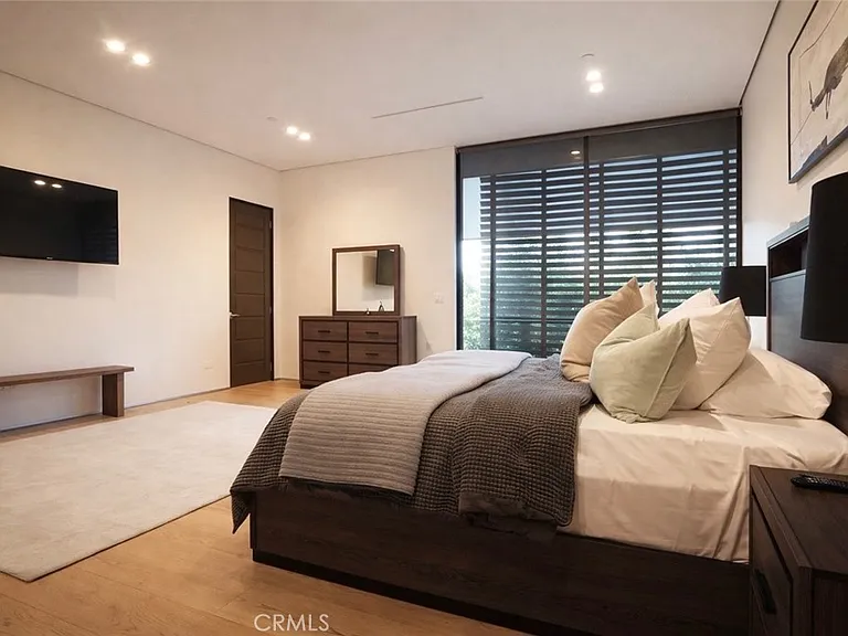 19333 Rosita St — Photo 50