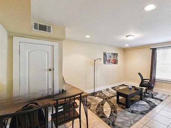 4th image of 4404A Canal St