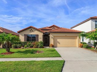 2906 Casabella Dr, Kissimmee, FL 34744