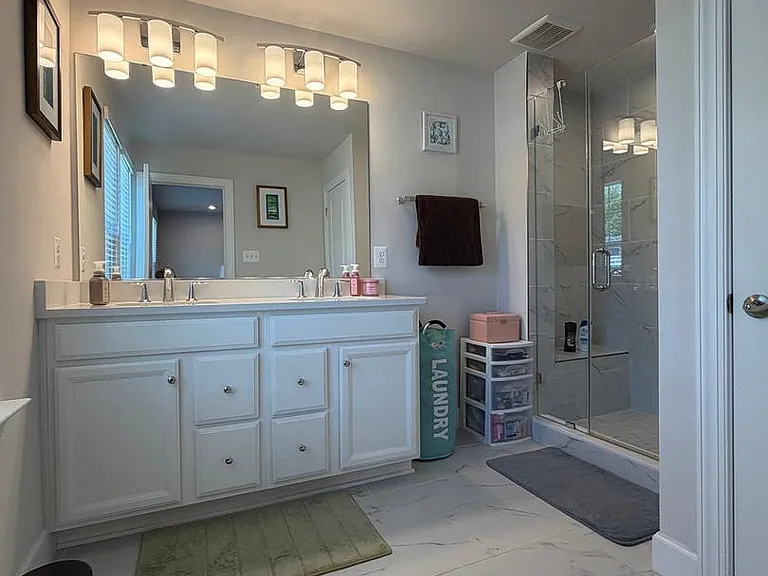 10802 Foxtrot Cir — Photo 14