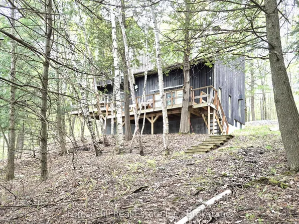 160 W Point Sands Town, Town Of Huntsville, ON P1H 2J3