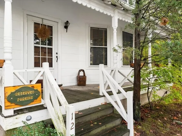 12 Wiswall St, Newton, MA 02465