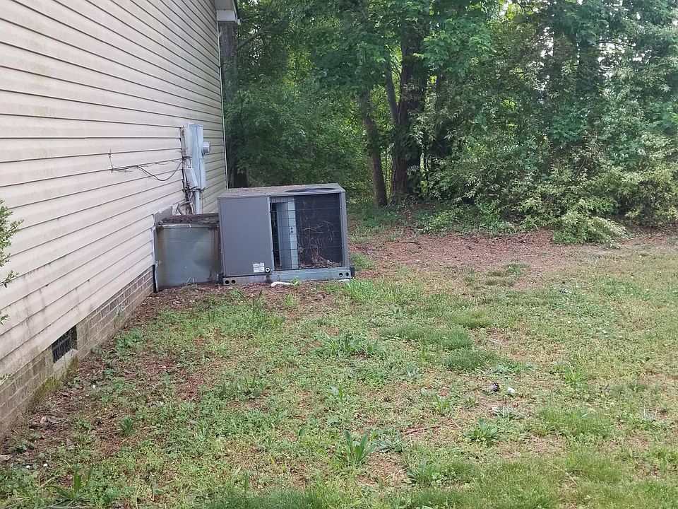 2nd image of 7509 Solumbra Ct