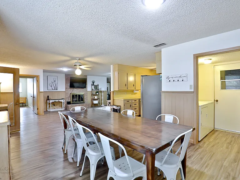 2810 Arrowhead Dr — Photo 9